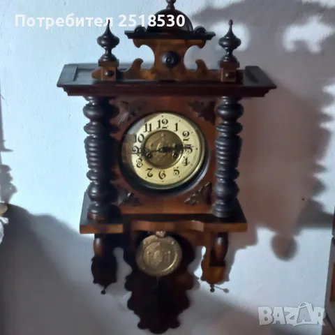 Старинен стенен часовник 