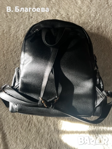 Дамска раница Tamaris , снимка 2 - Раници - 52108473