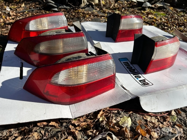 стопове за Renault Laguna II 2 хетчбек ляв стоп десен, снимка 4 - Части - 51443650