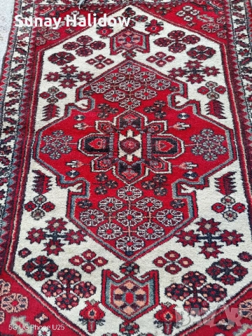 Ръчно тъкан килим