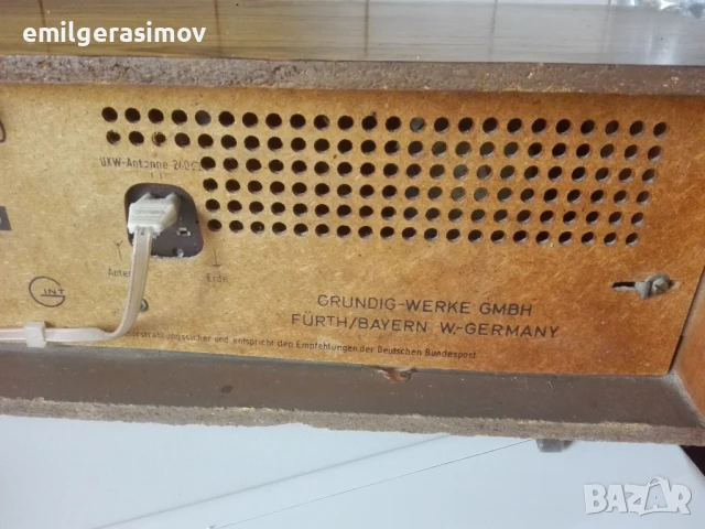  Радио GRUNDIG RF-150,уокмен Tevion и аудио касети., снимка 6 - Антикварни и старинни предмети - 51096483