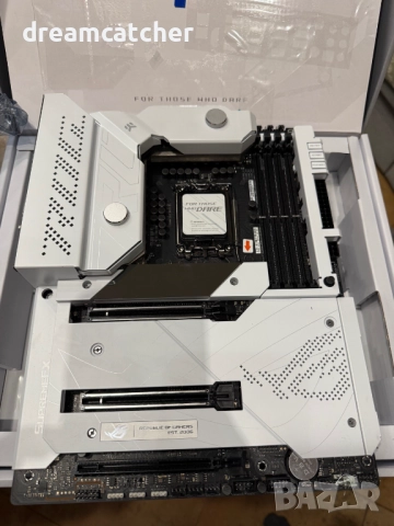 Дънна платка ASUS ROG MAXIMUS Z690 FORMULA, Socket 1700, снимка 4 - Дънни платки - 52426555