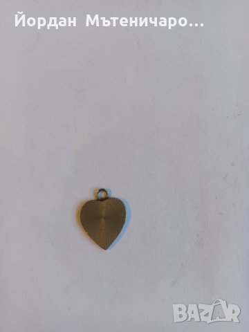 Медальон сърце, снимка 3 - Антикварни и старинни предмети - 36080357