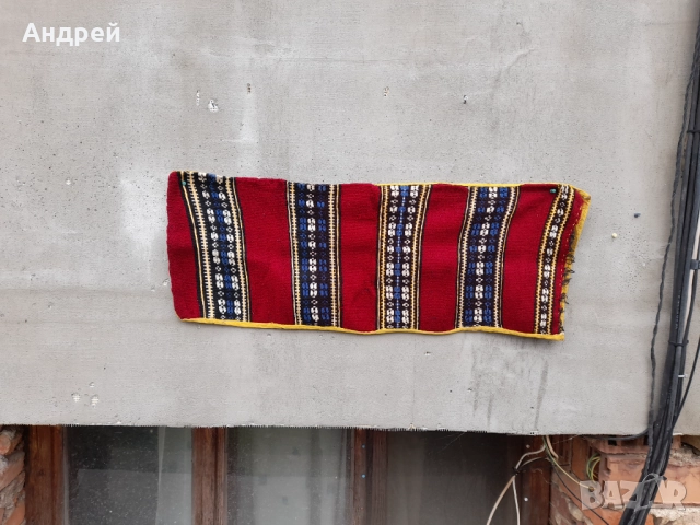 Стара тъкана калъфка за възглавница