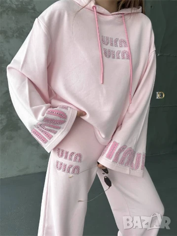 дамски екипи miu miu, снимка 3 - Спортни екипи - 50757628