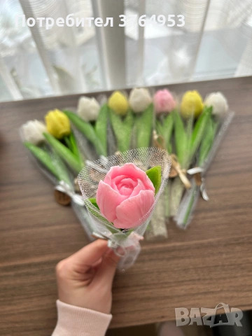 восъчни лалета соев восък натурални осми март подарък 