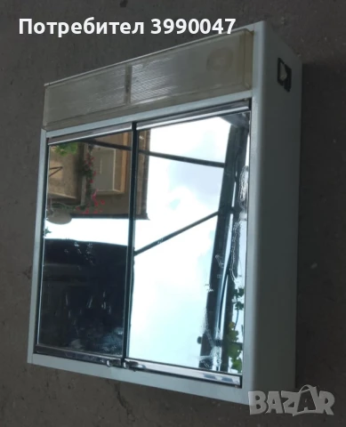 Шкафче за баня с осветление, снимка 2 - Шкафове - 50929525