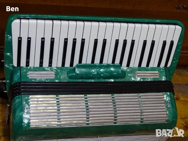 Акордеон Сетимио сопрани Наполи-96 баса, снимка 3 - Акордеони - 52860792