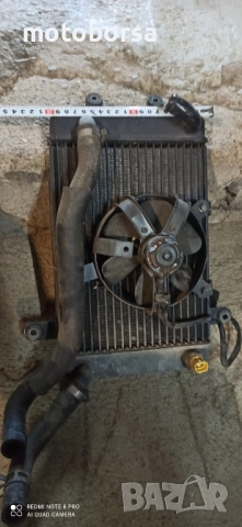 воден радиатор сузуки бъргман 400, снимка 2 - Части - 51626974