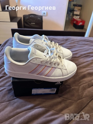 Оригинални маратонки адидас, снимка 8 - Маратонки - 51480406