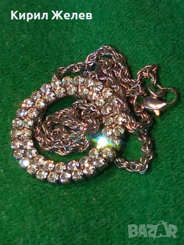 СКЪПОЦЕНЕН АРТ ПЕНДАНТ с ВГРАДЕНИ ФАСЕТ КРИСТАЛИ и КРАСИВА СРЕБРИСТА СТИЛНА ВЕРИЖКА 27074