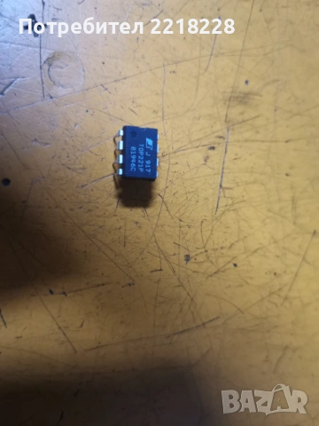 Продавам ИС Top221P