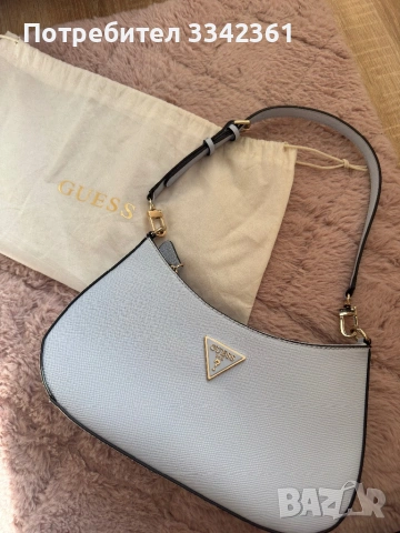 Чанта Guess, снимка 4 - Чанти - 53799114