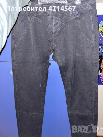 Дънки на Guess, снимка 3 - Дънки - 53804787