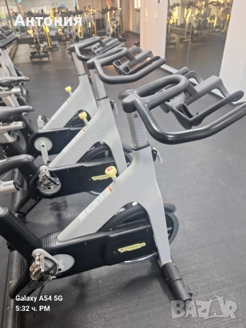 TechnoGym Group Cycle Spinning Bike: ВЕРИГА - 3бр. и РЕМЪК - 11бр., снимка 5 - Фитнес уреди - 53845187