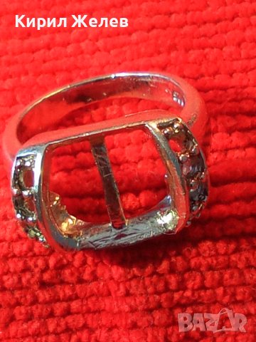 СТАР СРЕБЪРЕН ПРЪСТЕН СРЕБРО 925 с БЯЛА ПОЗЛАТА и МЯСТО За ИНКРУСТИРАНЕ на СКЪПОЦЕНЕН КАМЪК 38238, снимка 3 - Пръстени - 40932594