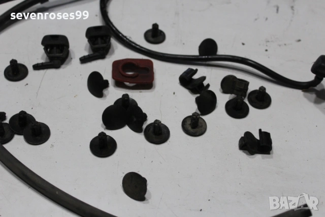 Пръскалки предни задни + щипки пр капак Фиат Пунто 2 2001 1.2i 60 Fiat Punto 2  2/3врати, снимка 7 - Части - 53504337