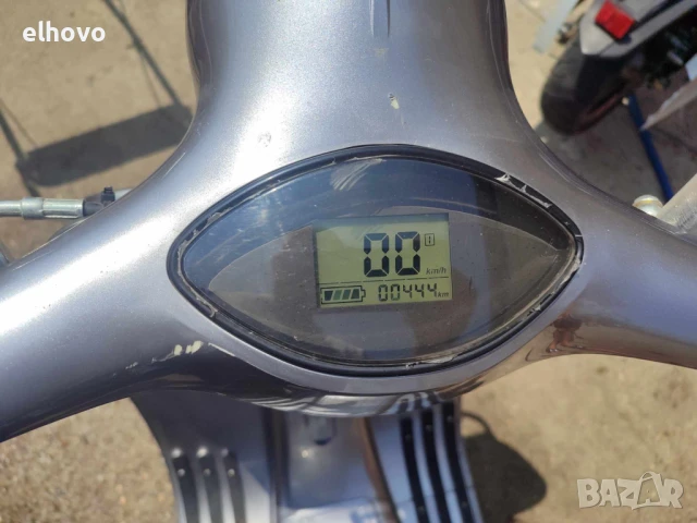 Електрически скутер Elektro-Roller Futura, снимка 3 - Други спортове - 50629316