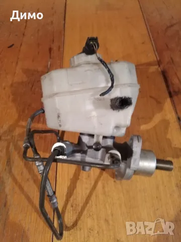 казанче за спирачна течност бмв Е46 318 143кс bmw e46 318i 143ks , снимка 2 - Части - 49233437