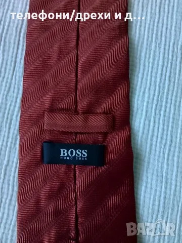 Копринена вратовръзка Hugo Boss като нова (Made in Italy), снимка 3 - Други - 56057756