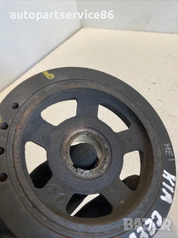 Шайба на колянов вал за KIA Ceed 1.6 CRDi (2014), снимка 3 - Части - 53234602