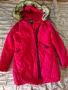 Червено яке, снимка 1