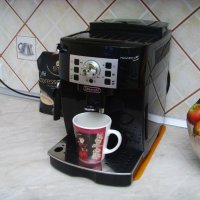 Кафе автомат / Еспресо машина “Delonghi“ MagniFica S. Почти нова, снимка 5 - Кафемашини - 35779050