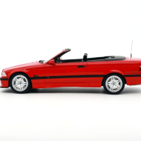 BMW M3 E36 Cabrio 1995 - мащаб 1:18 на Ottomobile моделът е нов в кутия, снимка 3 - Колекции - 44509117