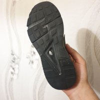  МАРАТОНКИ NIKE AIR HUARACHE BLACK  номер 37, снимка 3 - Маратонки - 40792391