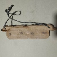 Стара ръчно направена закачалка, снимка 4 - Други ценни предмети - 41026185