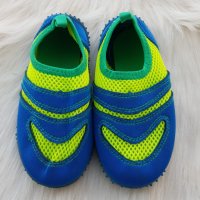 Детски плажни обувки H&M №26, снимка 1 - Детски сандали и чехли - 41537019