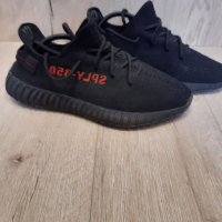 Yeezy 350 мъжки оригинални маратонки 44номер , снимка 2 - Маратонки - 36167218