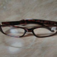 Диоптрични очила, снимка 1 - Слънчеви и диоптрични очила - 35994528