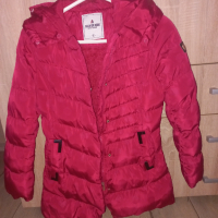 Червено зимно яке, снимка 4 - Детски якета и елеци - 44667383