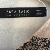 Дамска блуза ЗАРА ZARA чертно и бяло букле, снимка 4 - Тениски - 36141428