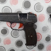 Стар немски метален кабзен пистолет, снимка 2 - Други ценни предмети - 38988319