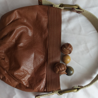 Дамска малка чанта , снимка 2 - Чанти - 44764116