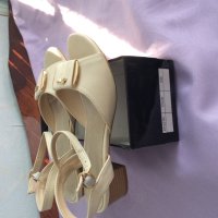 Нови,елегантни сандали, снимка 1 - Дамски ежедневни обувки - 41877499