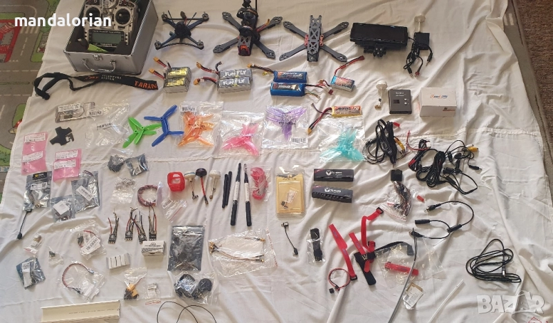 лот drone части,батерии, апаратура flysky taranis кабели , снимка 1