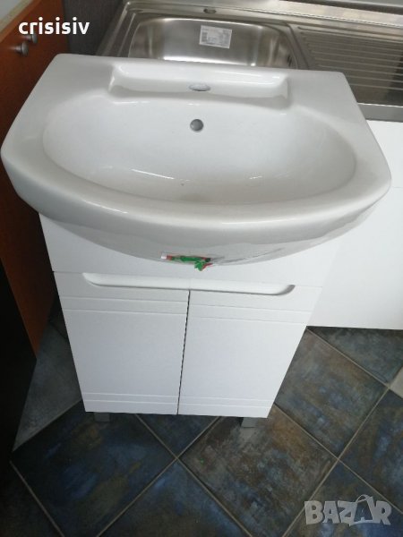 Нов Шкаф за Баня 51/43, снимка 1