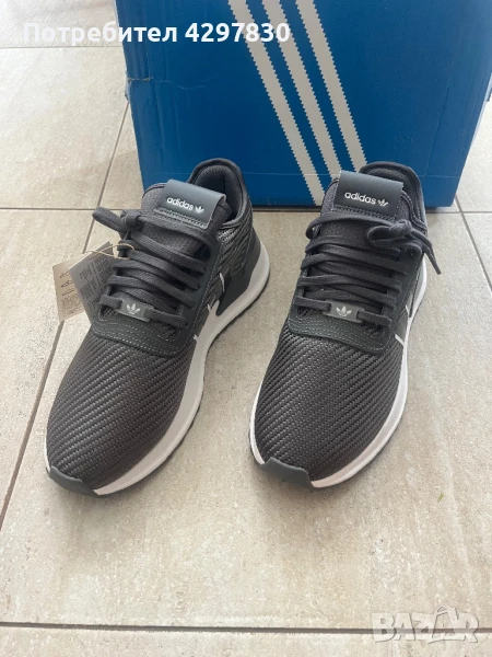 Нови обувки Adidas 44 номер , снимка 1