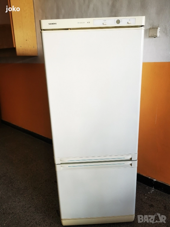 Хладилник с фризер SIEMENS, снимка 1