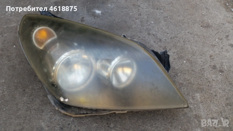 десен фар Опел Астра Н Opel Astra H, снимка 1