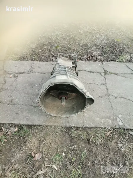 Скоростна кутия за мерседес220Едизел, снимка 1