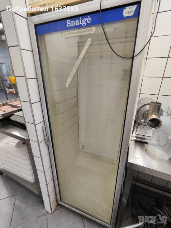 Продавам хладилник, снимка 1