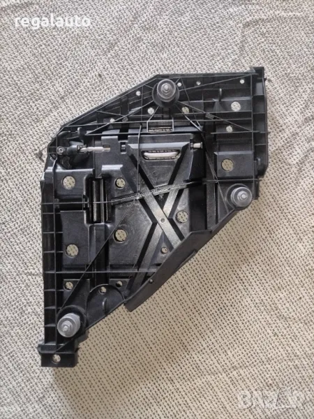 97063107402,основа под десен фар PORSCHE PANAMERA 970, 2010-2013, снимка 1