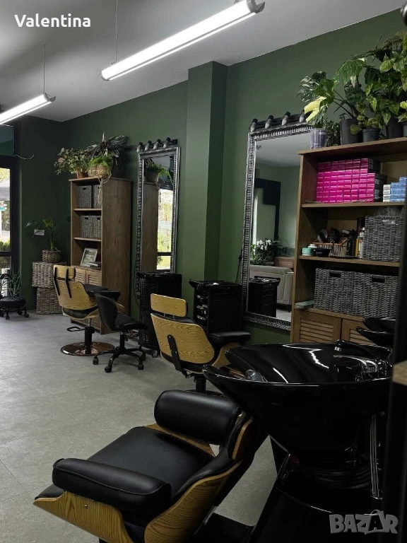 Отдаваме под наем фризьорски работни места, снимка 1