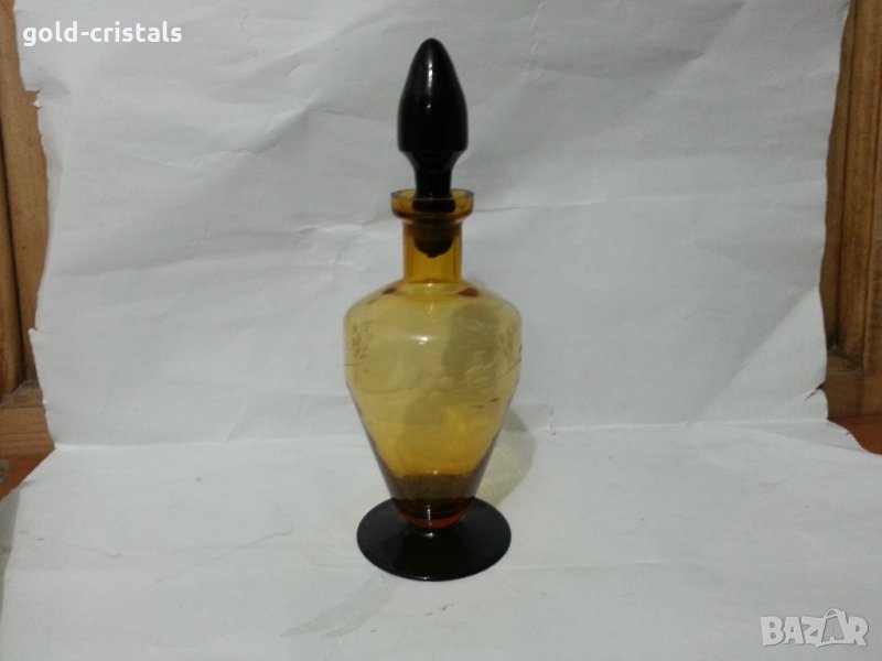 Стъклена гарафа и чаши цветно стъкло, снимка 1