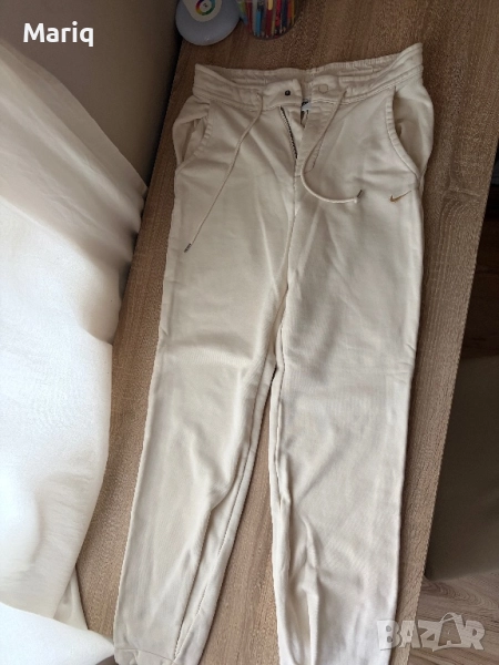 Ново долнище Nike М, снимка 1