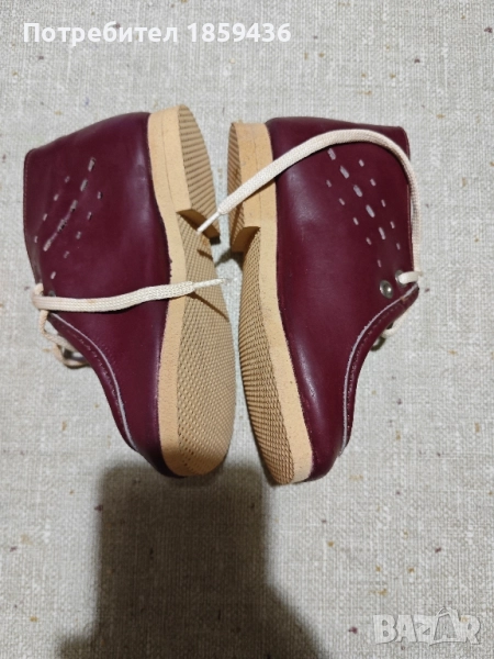 Детски обувки естествена кожа чисто нови, снимка 1